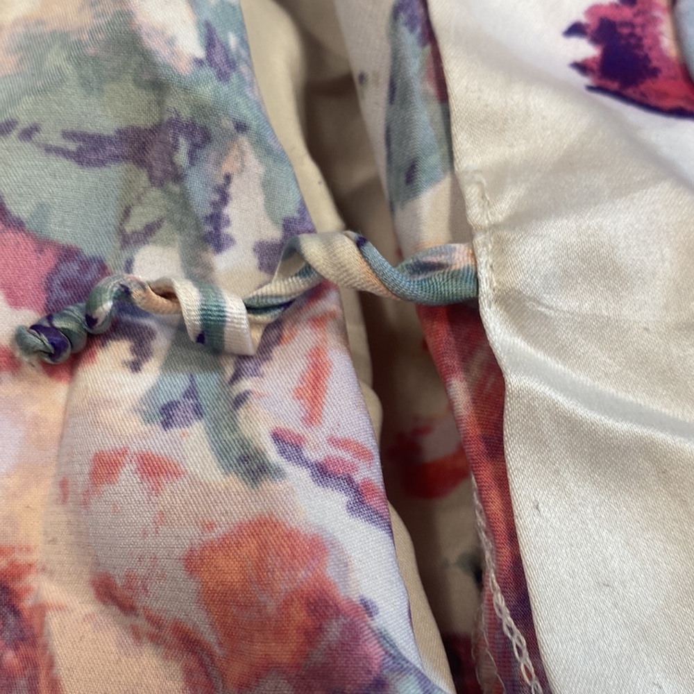 Floral Robe - Picture 9 of 9